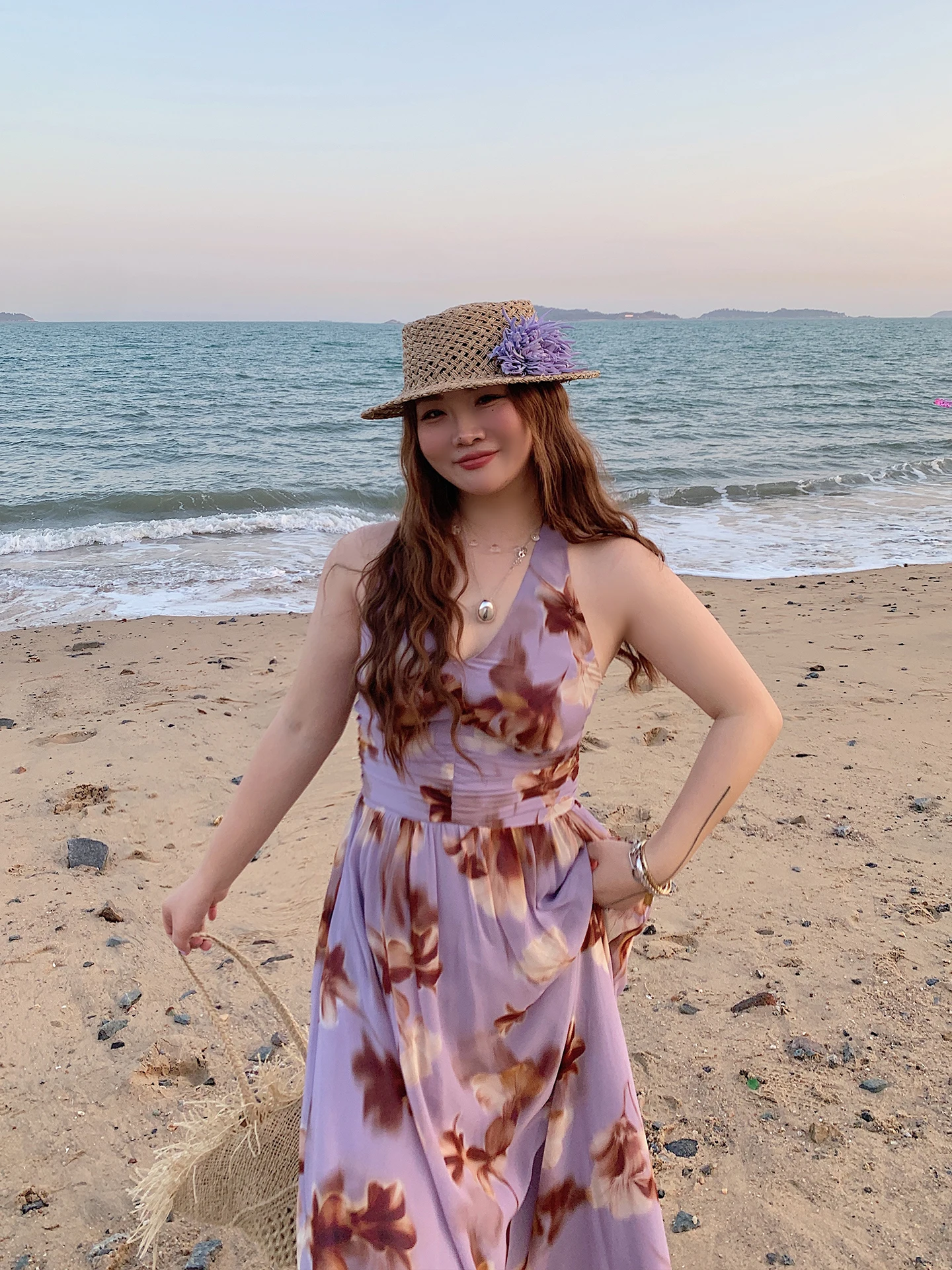 Gold Day Branch Neck Hanging Dress Women's New 2026 Summer Beach Vacation Photoshoot Outfit plus Size Skirt V-neck Slim Fit
Gold Day Branch Neck Hanging Dress Women's New 2026 Summer Beach Vacation Photoshoot Outfit plus Size Skirt V-neck Slim Fit
