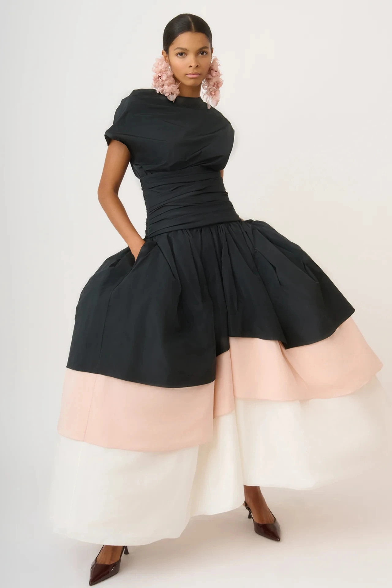 SimpleTiered A-line Ankle Length Prom Gowns Customized O-neck Short Sleeve Evening Dresses Fashion Contrast ColorParty Dress
SimpleTiered A-line Ankle Length Prom Gowns Customized O-neck Short Sleeve Evening Dresses Fashion Contrast ColorParty Dress
