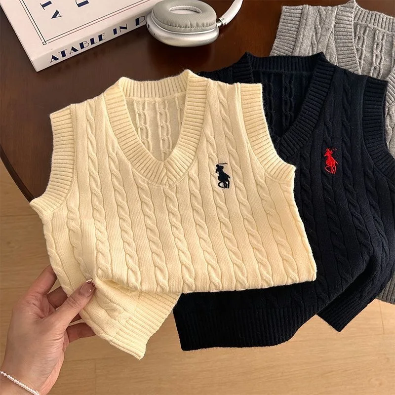 Korean Style Sleeveless Knit Vest Womens Grey Cardigan Tank Top Layer Overshirt All Season Jumper For Shirts Casual Outerwear
Korean Style Sleeveless Knit Vest Womens Grey Cardigan Tank Top Layer Overshirt All Season Jumper For Shirts Casual Outerwear