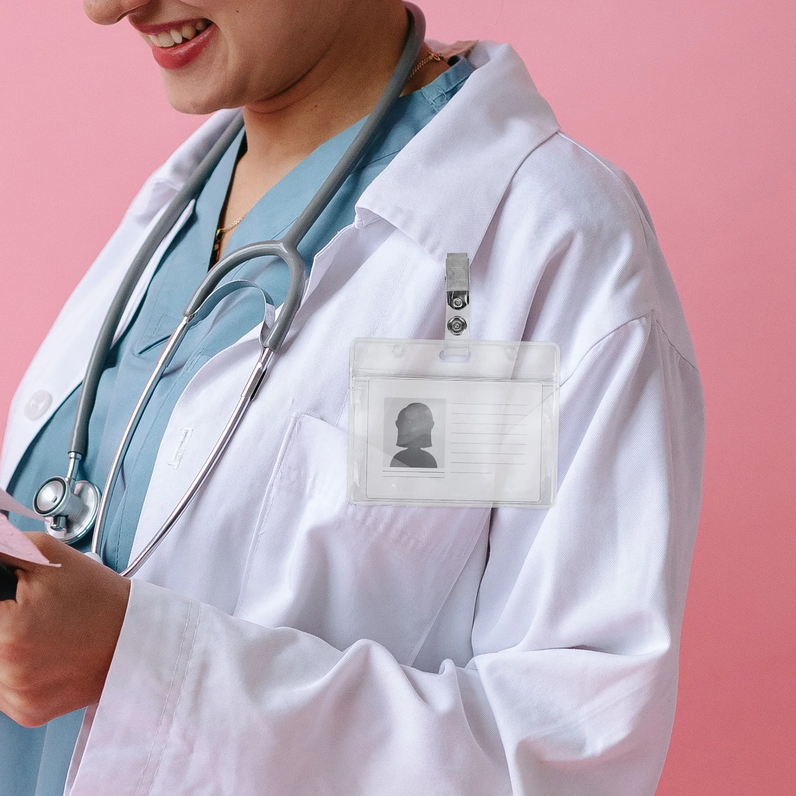 20Pcs Transparent Id Card Holder Clear Badge Holder Work Cards Cover for Staff Use Name Tags with Clip
20Pcs Transparent Id Card Holder Clear Badge Holder Work Cards Cover for Staff Use Name Tags with Clip