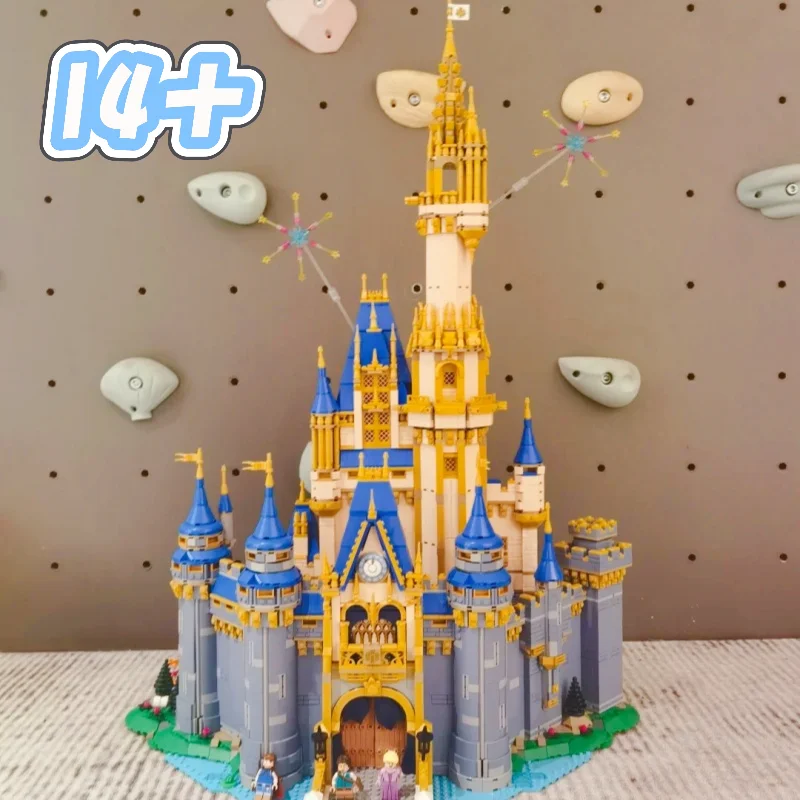 Creative Expert 43222 Dream House Model In Stock MOC Modular Building Blocks Action Figures Educational Birthday Presents
Creative Expert 43222 Dream House Model In Stock MOC Modular Building Blocks Action Figures Educational Birthday Presents