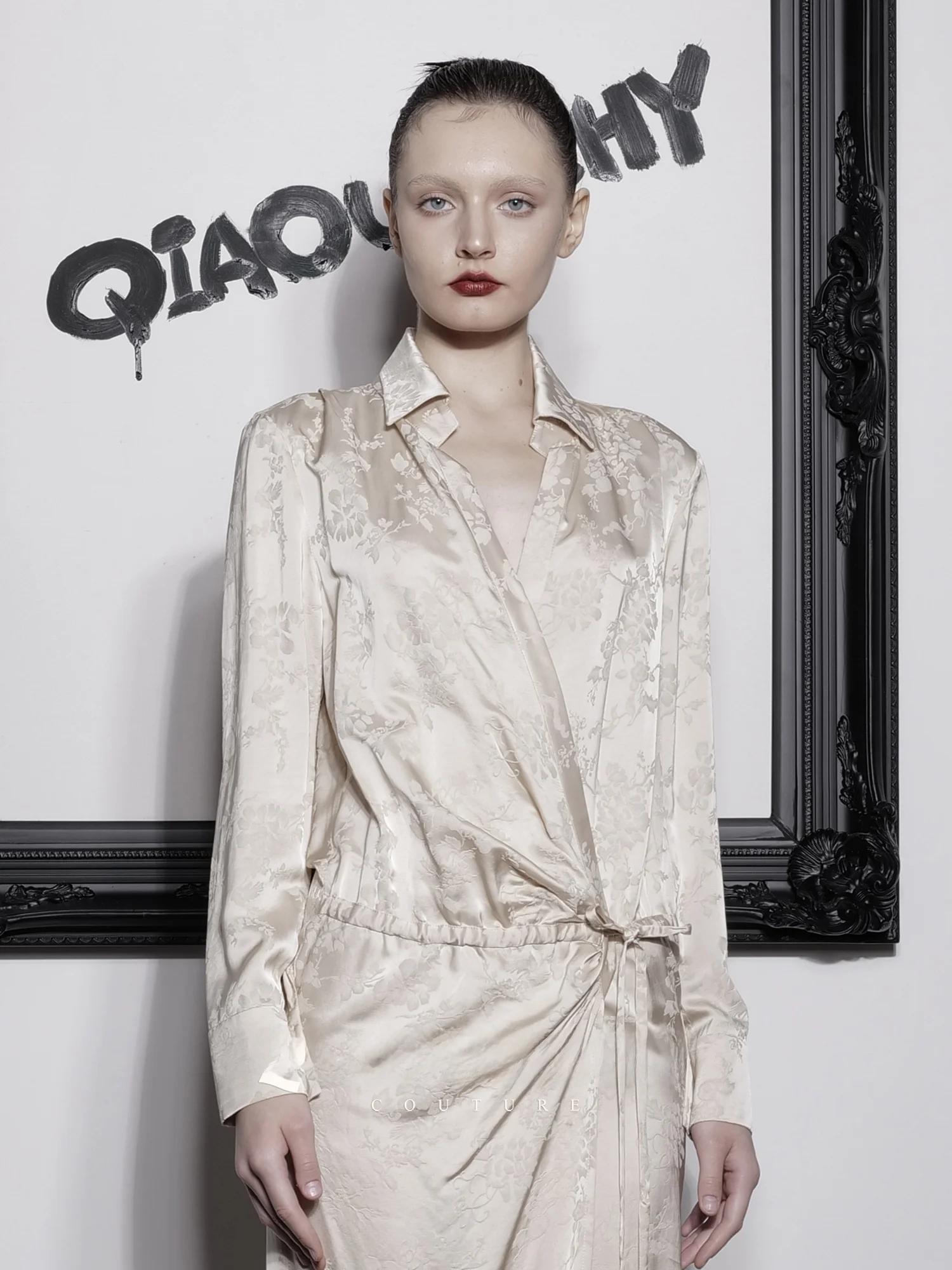 UNCHY Sle Silk Chiffon Dr with High Slit in Apricot Color Ele irt Sle Long Sve Dr for Women
UNCHY Sle Silk Chiffon Dr with High Slit in Apricot Color Ele irt Sle Long Sve Dr for Women