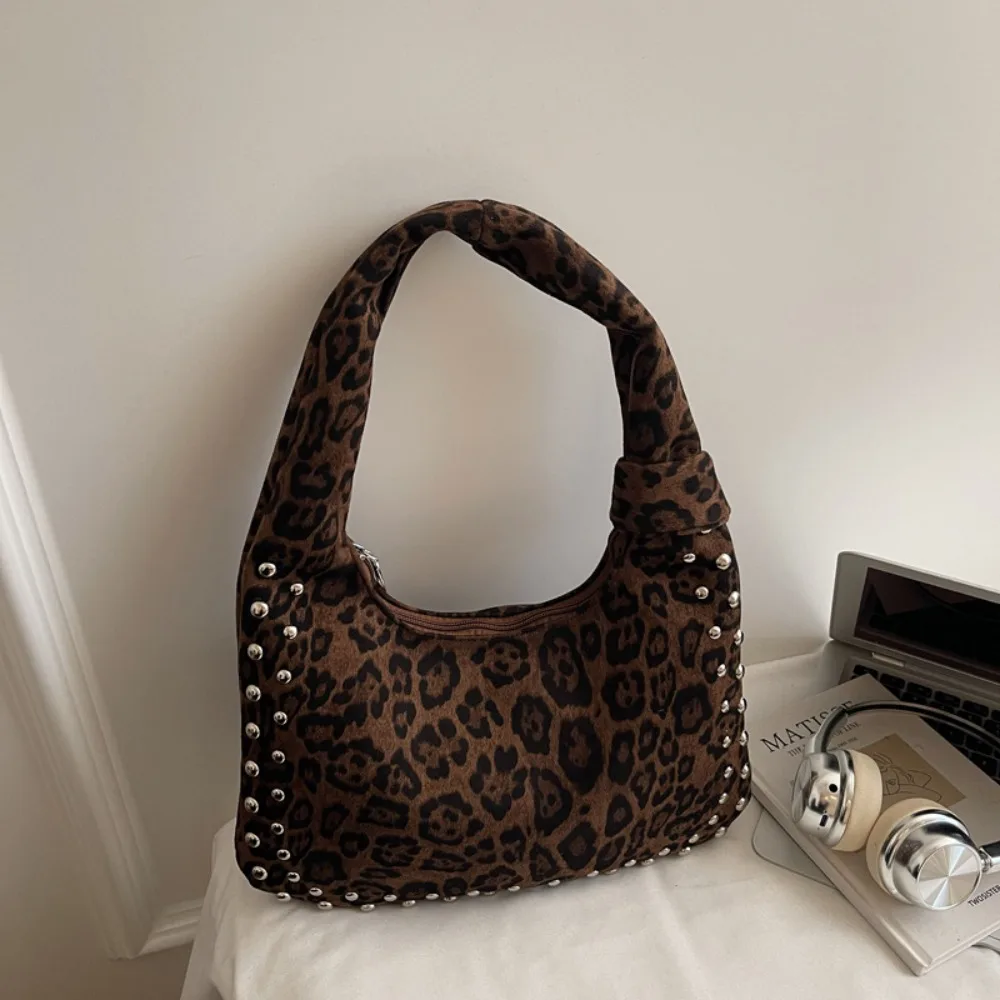 Casual Lazy Style Leopard Print Tote Bag Retro Vintage Underarm Bag Commuting Eelgant Crescent Bag Outdoor
Casual Lazy Style Leopard Print Tote Bag Retro Vintage Underarm Bag Commuting Eelgant Crescent Bag Outdoor