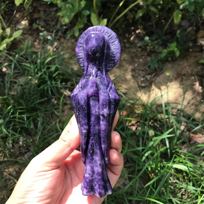 Natural Purple Mica Madonna Angel Carving Gemstone Crystal Reiki Healing Stone Crafts Room Desk Decoration Statue Gift 1pcs
Natural Purple Mica Madonna Angel Carving Gemstone Crystal Reiki Healing Stone Crafts Room Desk Decoration Statue Gift 1pcs