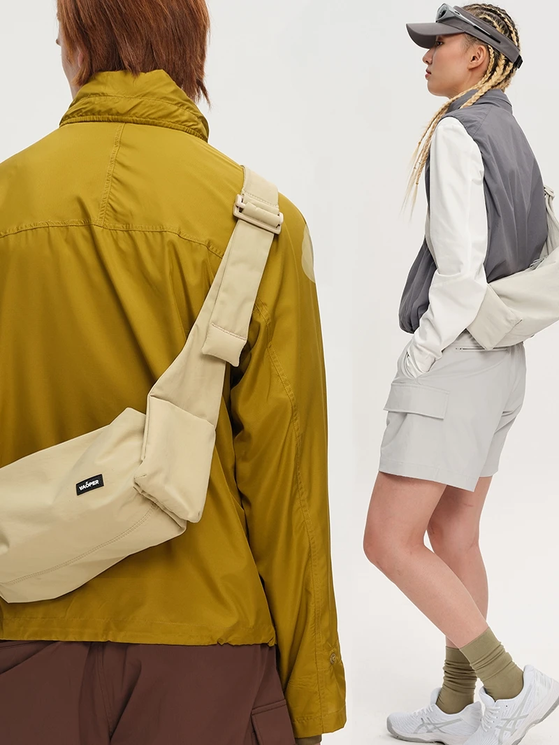 VAOPER Commuter Sport Backpack Men's Single Shoulder Bag Pillow Design Outdoor Functional Style Soft Polyester Material
VAOPER Commuter Sport Backpack Men's Single Shoulder Bag Pillow Design Outdoor Functional Style Soft Polyester Material