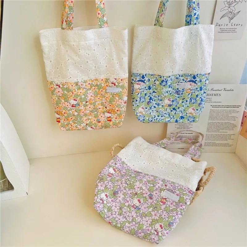 Kawaii Hello Kitty Storage Bag Cute Anime Versatile Women Accessories Small Floral Splicing Single Shoulder Girl Gift Wholesale
Kawaii Hello Kitty Storage Bag Cute Anime Versatile Women Accessories Small Floral Splicing Single Shoulder Girl Gift Wholesale