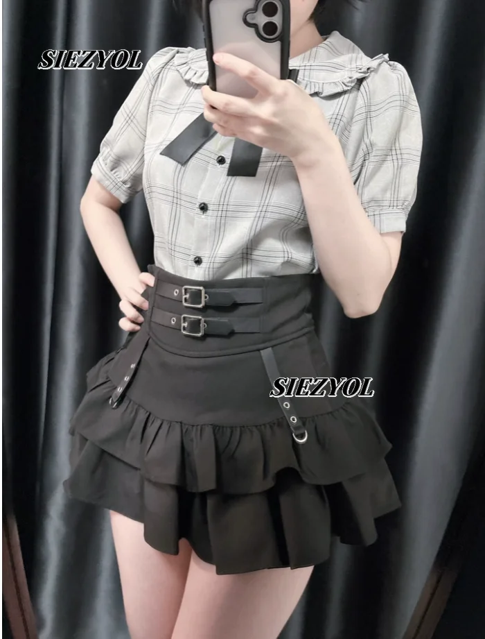 Oversized Lolita High-waisted Leather Buckle Mini Skirt Elastic Waist Subculture Style Black Versatile A- Line Tiered Skirts
Oversized Lolita High-waisted Leather Buckle Mini Skirt Elastic Waist Subculture Style Black Versatile A- Line Tiered Skirts