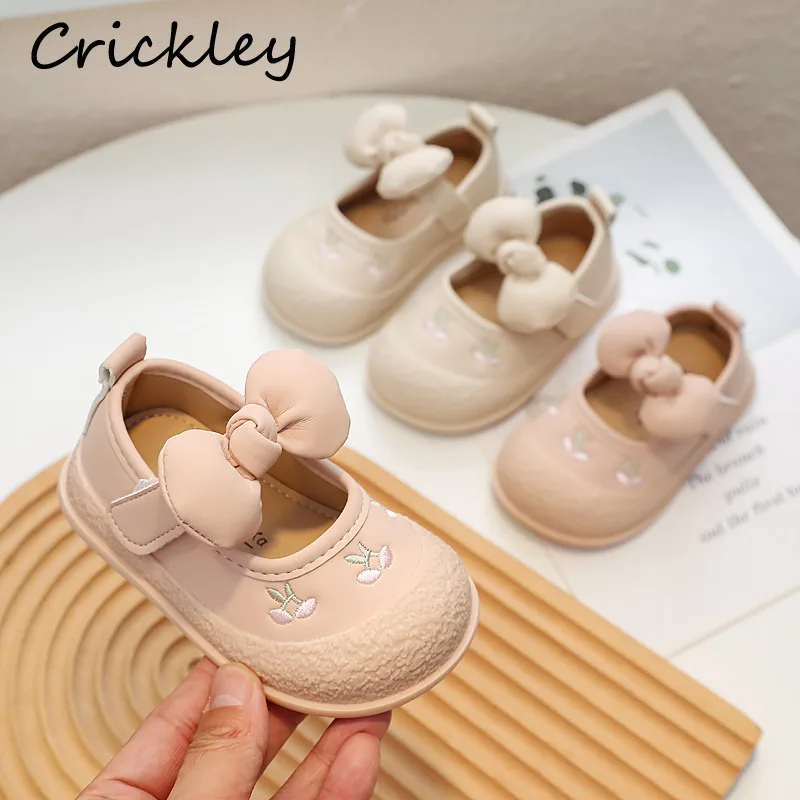 Cherry Embroidery Children Flats Shoes Bow Solid PU Baby Girls Princess Shoes Toddler Hook Loop Soft Kids Casual Shoes
Cherry Embroidery Children Flats Shoes Bow Solid PU Baby Girls Princess Shoes Toddler Hook Loop Soft Kids Casual Shoes