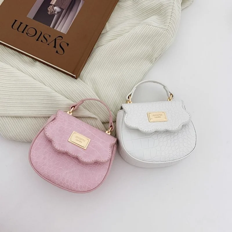 Роскошная женская большая сумка из тонкой кожи, повседневная, парижская, модная, аккуратная, повседневная,
Роскошная женская большая сумка из тонкой кожи, повседневная, парижская, модная, аккуратная, повседневная, 