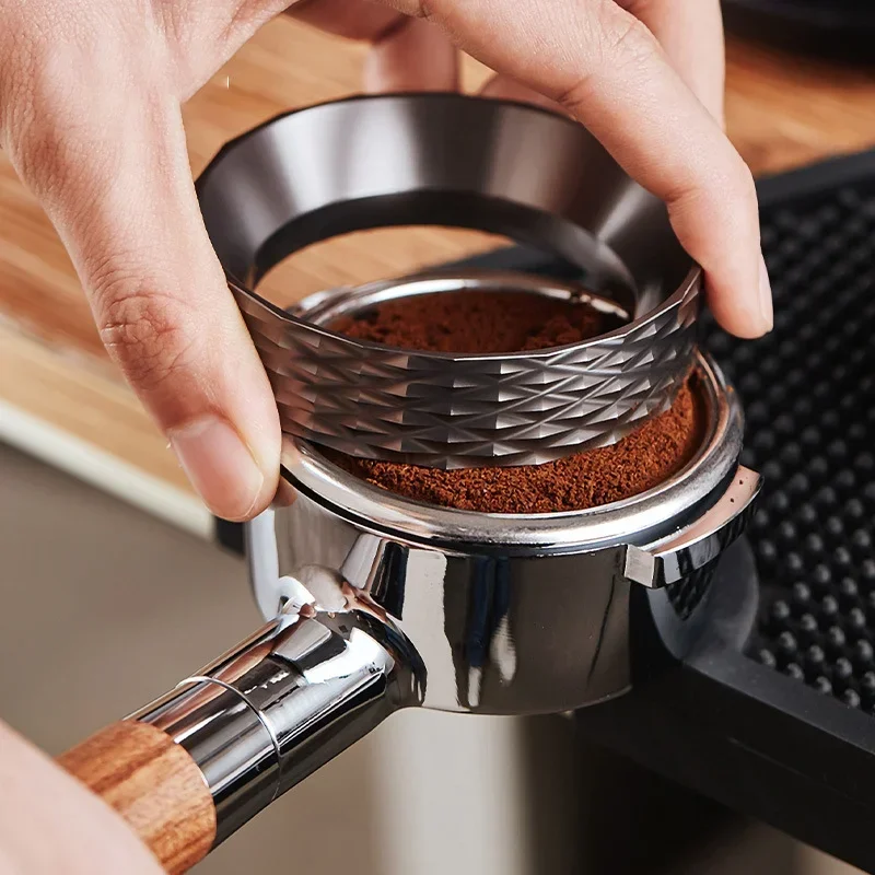 51mm/53mm/58mm Espresso Coffee Powder Ring Handle Magnetic Anti-flying Powder Ring Cloth Powder Ring Coffee Tool mm puck screen
51mm/53mm/58mm Espresso Coffee Powder Ring Handle Magnetic Anti-flying Powder Ring Cloth Powder Ring Coffee Tool mm puck screen