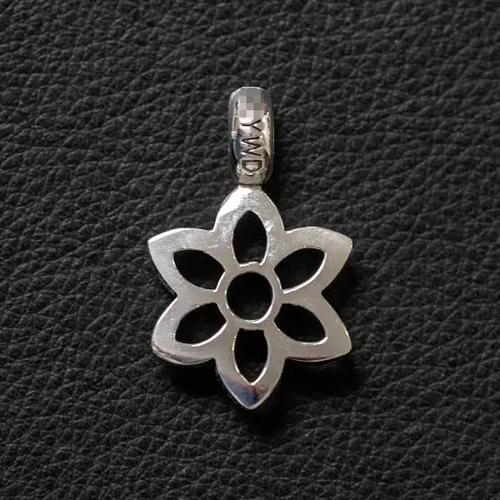925 sterling silver personalized handmade vintage six pointed star pendant long sweater chain pendant necklace for men and women
925 sterling silver personalized handmade vintage six pointed star pendant long sweater chain pendant necklace for men and women
