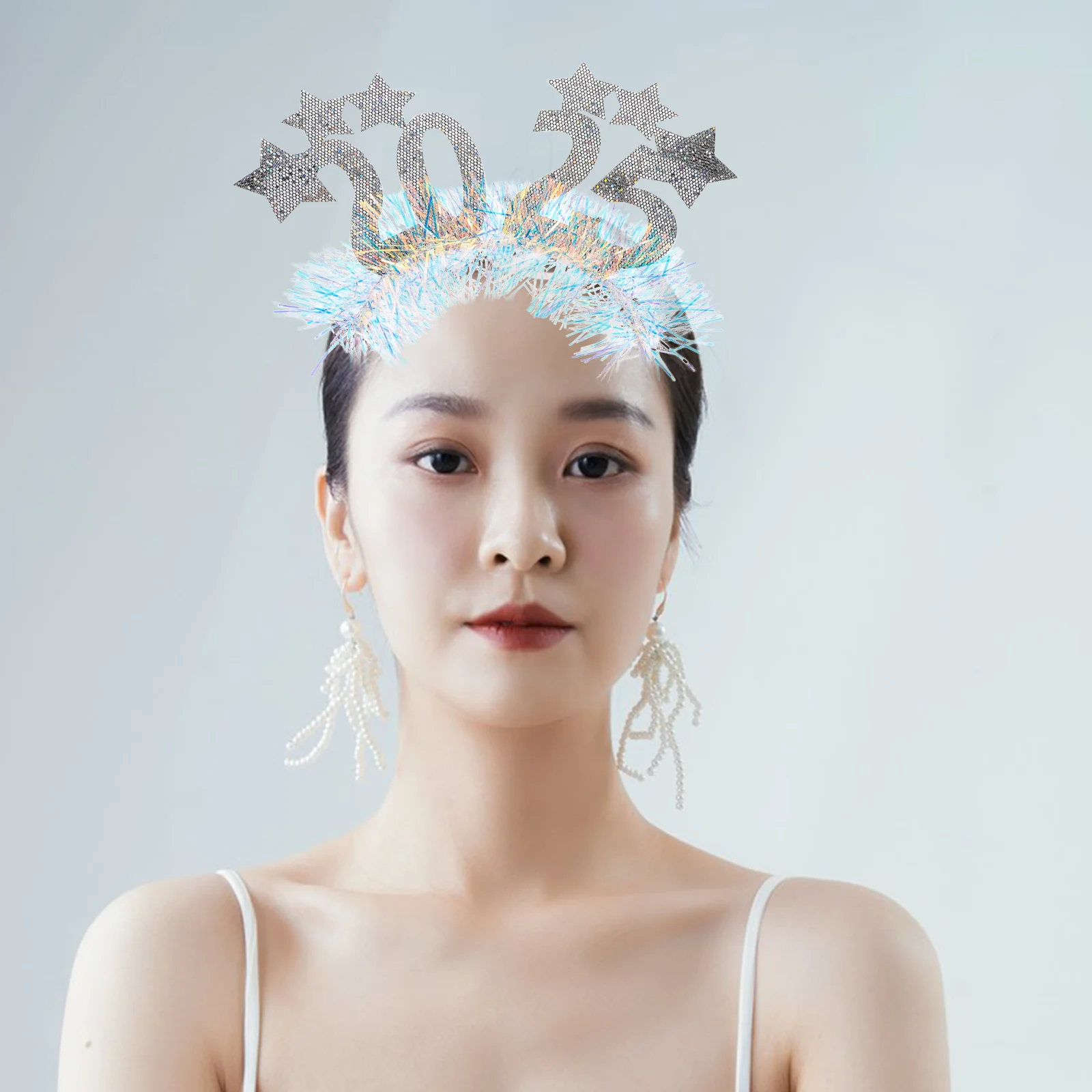 Glitter Iridescent 2025 Star Headband Sequin Number Adjustable New Year Eve Party Decoration Photo Prop Stylish Reusable
Glitter Iridescent 2025 Star Headband Sequin Number Adjustable New Year Eve Party Decoration Photo Prop Stylish Reusable