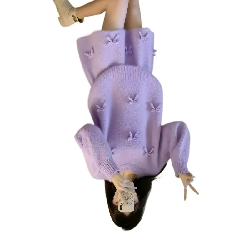 Осенне-зимний комплект: новый женский костюм-двойка 2026 года – свитер и облегающая юбка для офиса и повседневной носки, создающие элегантный и непринужденный образ.
Осенне-зимний комплект: новый женский костюм-двойка 2026 года – свитер и облегающая юбка для офиса и повседневной носки, создающие элегантный и непринужденный образ.