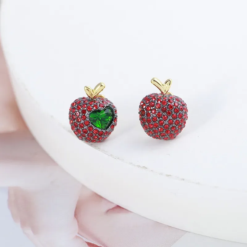 European And American Tide Brand Jewelry Wholesale Three-Dimensional Red Fruit Shape Inlaid Green Love Asymmetric Earrings
European And American Tide Brand Jewelry Wholesale Three-Dimensional Red Fruit Shape Inlaid Green Love Asymmetric Earrings