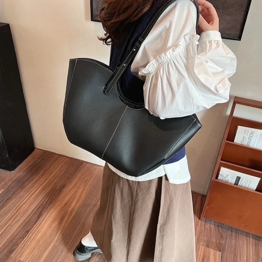 Сумка, большая сумка на плечо, сумка для пельменей, большая вместительная сумка из искусственной кожи, однотонная модная сумка для покупок под мышками
Сумка, большая сумка на плечо, сумка для пельменей, большая вместительная сумка из искусственной кожи, однотонная модная сумка для покупок под мышками