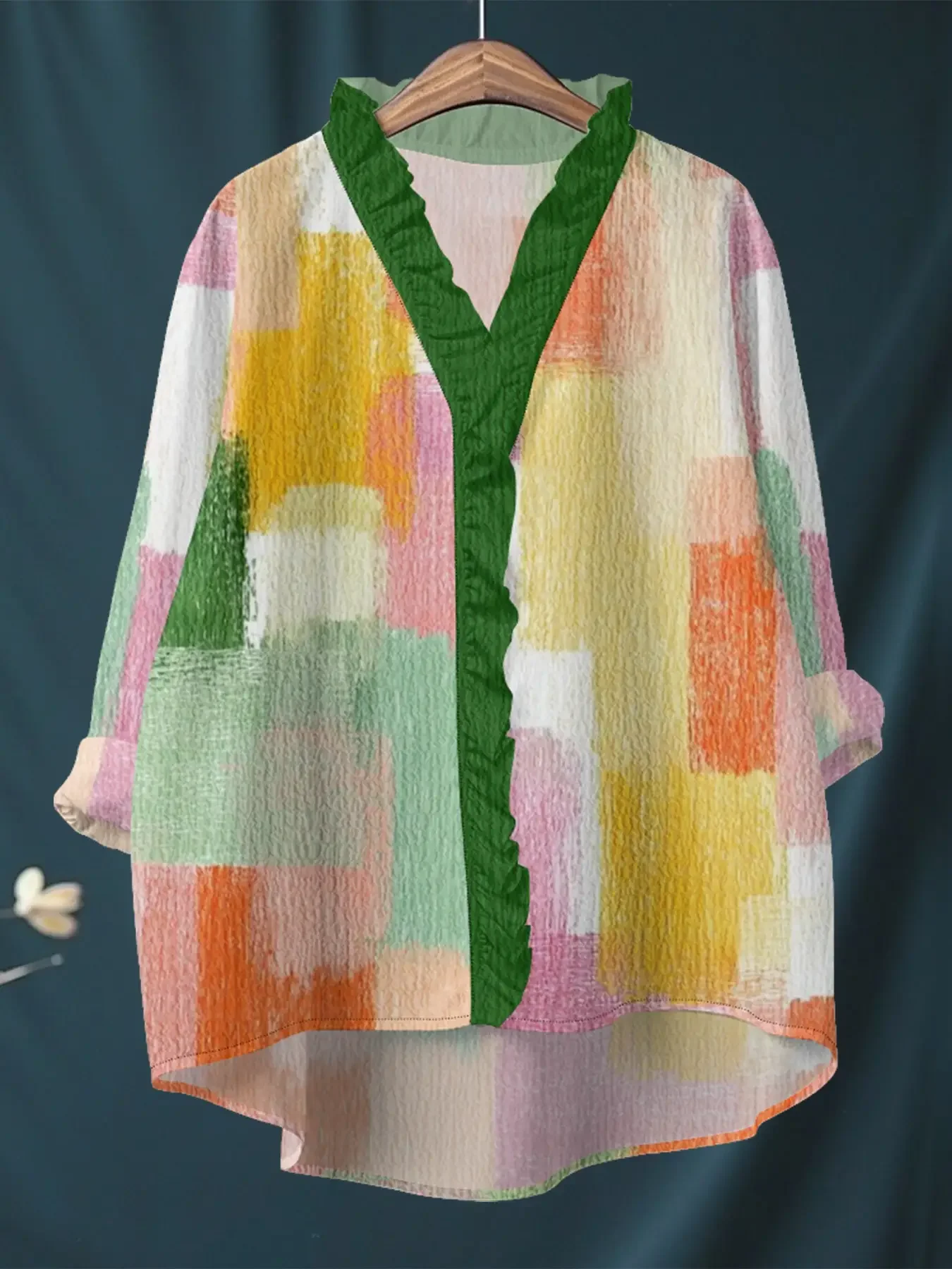 Ladies' printed long sleeved shirt with ruffled neckline, featuring a vintage artistic and Soft and textured to the touch
Ladies' printed long sleeved shirt with ruffled neckline, featuring a vintage artistic and Soft and textured to the touch