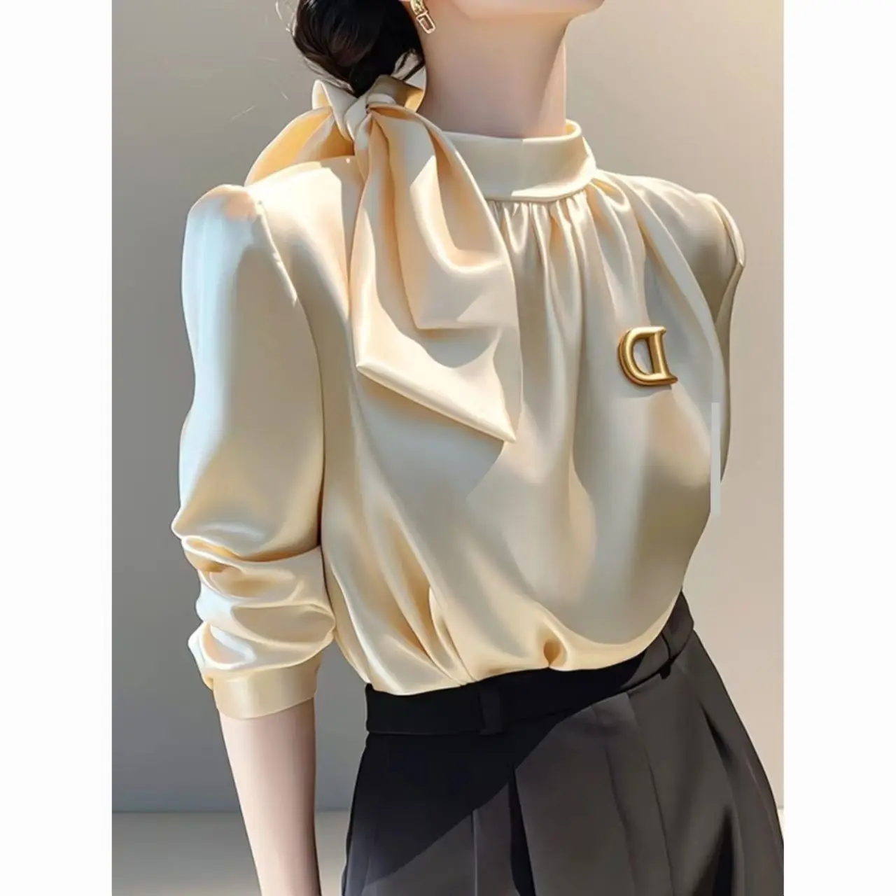 Champagne French Satin Shirt High End Bow Tie Blouse Women Half High Neck Letter Brooch Tops Luxury Long Sleeve Office Lady 2025
Champagne French Satin Shirt High End Bow Tie Blouse Women Half High Neck Letter Brooch Tops Luxury Long Sleeve Office Lady 2025