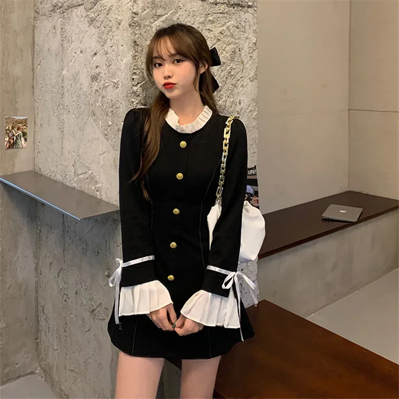 Single Breast Ruffles Stand Neck Black Mini Dress Women New Fall Flare Sleeve A Line Dress Big Size 3XL Elegant Fashion Dress
Single Breast Ruffles Stand Neck Black Mini Dress Women New Fall Flare Sleeve A Line Dress Big Size 3XL Elegant Fashion Dress