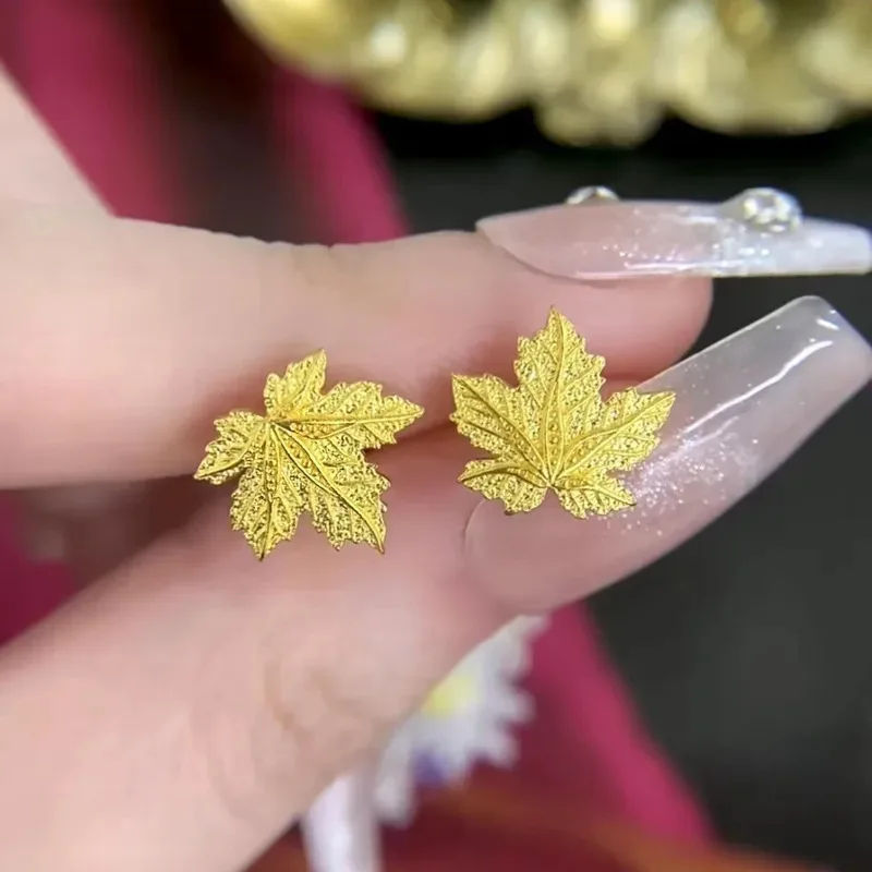 YISON Preciousness Gold Plated Vintage Maple Leaf Earrings Women's New Commuter All-match Jewelry Gifts for Girl Friend
YISON Preciousness Gold Plated Vintage Maple Leaf Earrings Women's New Commuter All-match Jewelry Gifts for Girl Friend