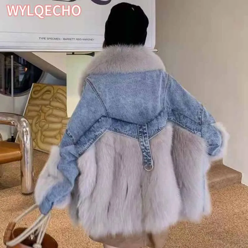 Outerwear Winter Warm Big fur collar Plus Velvet Thick Women Denim Jacket Korean Style Elegant Loose Denim Women Jacket Fur Coat
Outerwear Winter Warm Big fur collar Plus Velvet Thick Women Denim Jacket Korean Style Elegant Loose Denim Women Jacket Fur Coat