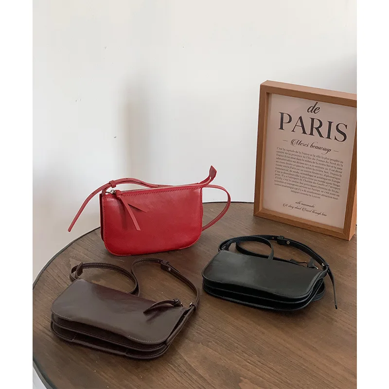 Genuine Leather bags for women Envelope Crossbody Shoulder strap Cowhide Small Square Bag Pouch red sling fashion vip luxury bag 
Genuine Leather bags for women Envelope Crossbody Shoulder strap Cowhide Small Square Bag Pouch red sling fashion vip luxury bag