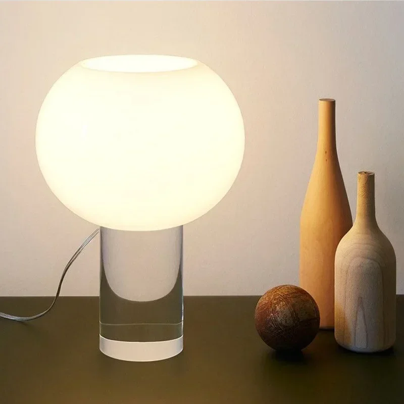 Italian Foscarini Vintage Glass Ball Lamp Bedroom Bedside Living Room Study Designer Coffee Table Decoration Lighting 
Italian Foscarini Vintage Glass Ball Lamp Bedroom Bedside Living Room Study Designer Coffee Table Decoration Lighting