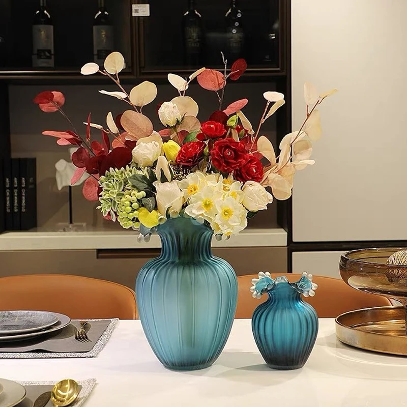 Современная скандинавская синяя стеклянная ваза с брызгами воды, гидропонный цветочный горшок для обеденного стола, домашние декоративные украшения
Современная скандинавская синяя стеклянная ваза с брызгами воды, гидропонный цветочный горшок для обеденного стола, домашние декоративные украшения