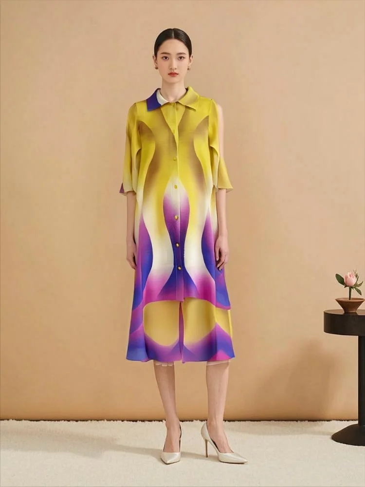 Miyake Pleated Gradient Cardigan 2025 Spring/summer New Comfortable Pleat Seven Quarter Sleeve Lapel Fashionable Outer Set 
Miyake Pleated Gradient Cardigan 2025 Spring/summer New Comfortable Pleat Seven Quarter Sleeve Lapel Fashionable Outer Set