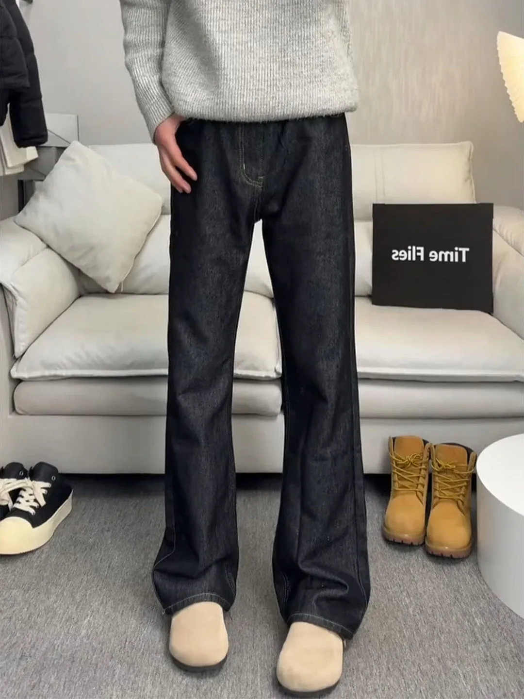 Original Blue Men's Jeans Spring Cleanfit Micro Flared Straight Leg American High Street Knife Casual Trousers
Original Blue Men's Jeans Spring Cleanfit Micro Flared Straight Leg American High Street Knife Casual Trousers