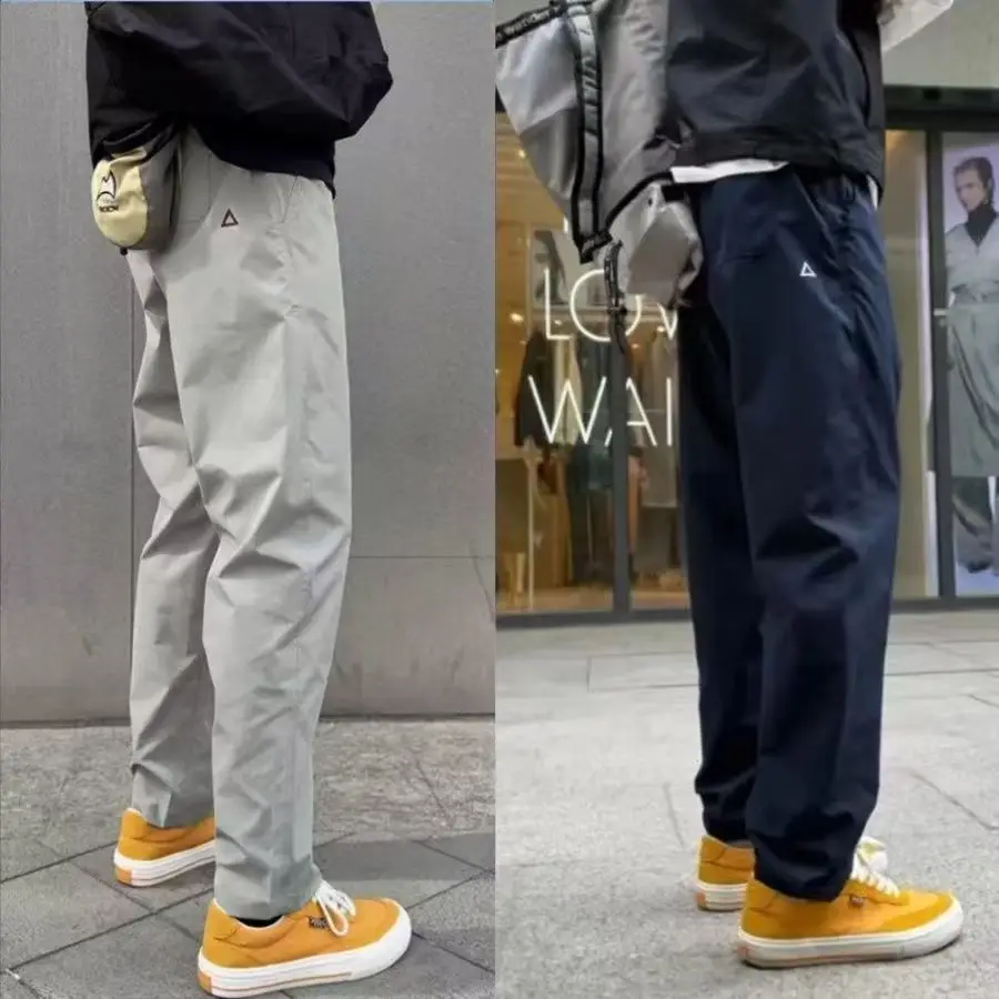 Mens Casual Tapered Work Pants Loose Fit Straight Leg Wear Resistant Leisure Trousers American Style Functional Windbreakers
Mens Casual Tapered Work Pants Loose Fit Straight Leg Wear Resistant Leisure Trousers American Style Functional Windbreakers