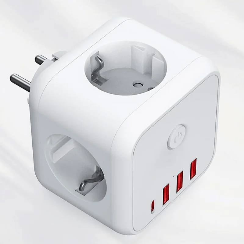 7 in 1 European standard Rubik's Cube fast charging conversion plug 3USB multi-port TypeC one to three 1500W
7 in 1 European standard Rubik's Cube fast charging conversion plug 3USB multi-port TypeC one to three 1500W
