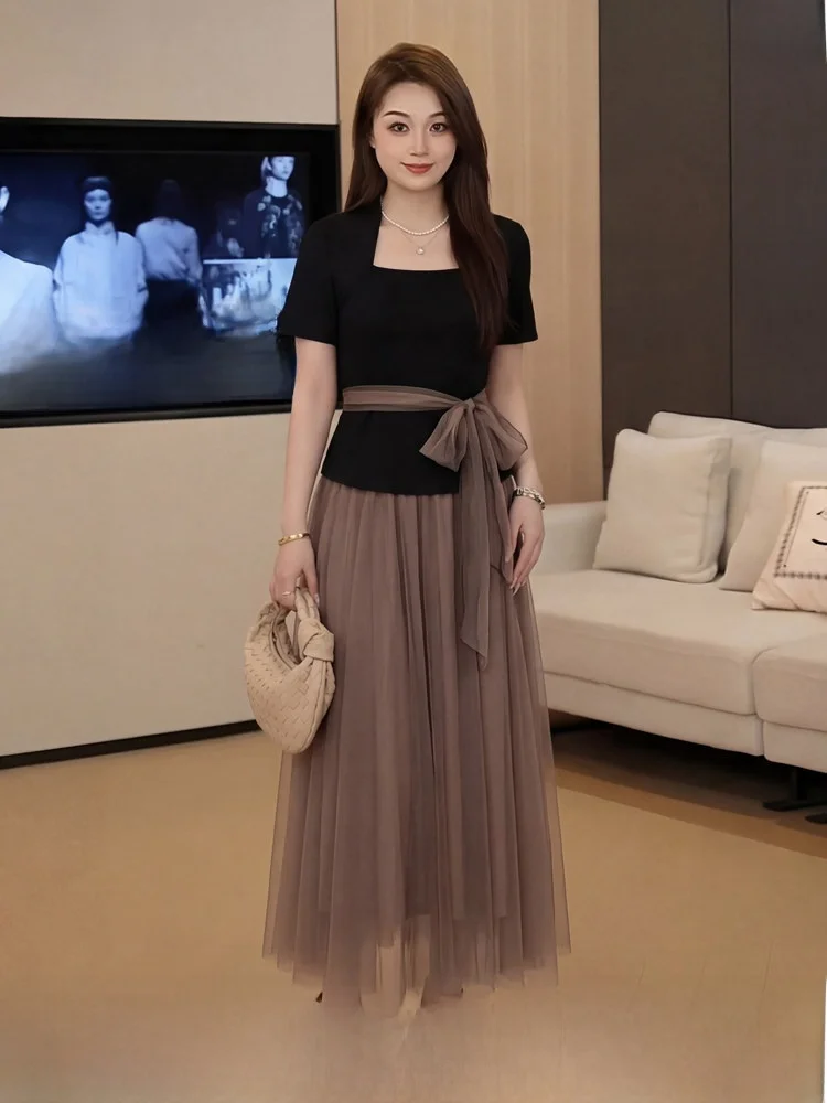 Floral Large Size Women's Summer Fashion Set Beautiful Waist-Cinching Short Sleeve Mesh Half Skirt Stylish Commute Korean Style
Floral Large Size Women's Summer Fashion Set Beautiful Waist-Cinching Short Sleeve Mesh Half Skirt Stylish Commute Korean Style