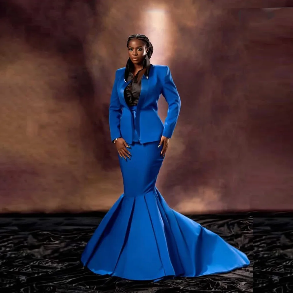 Новые юбки Couture, королевская синяя женская юбка-русалка, атласная длинная юбка на молнии, плиссированная на заказ
Новые юбки Couture, королевская синяя женская юбка-русалка, атласная длинная юбка на молнии, плиссированная на заказ