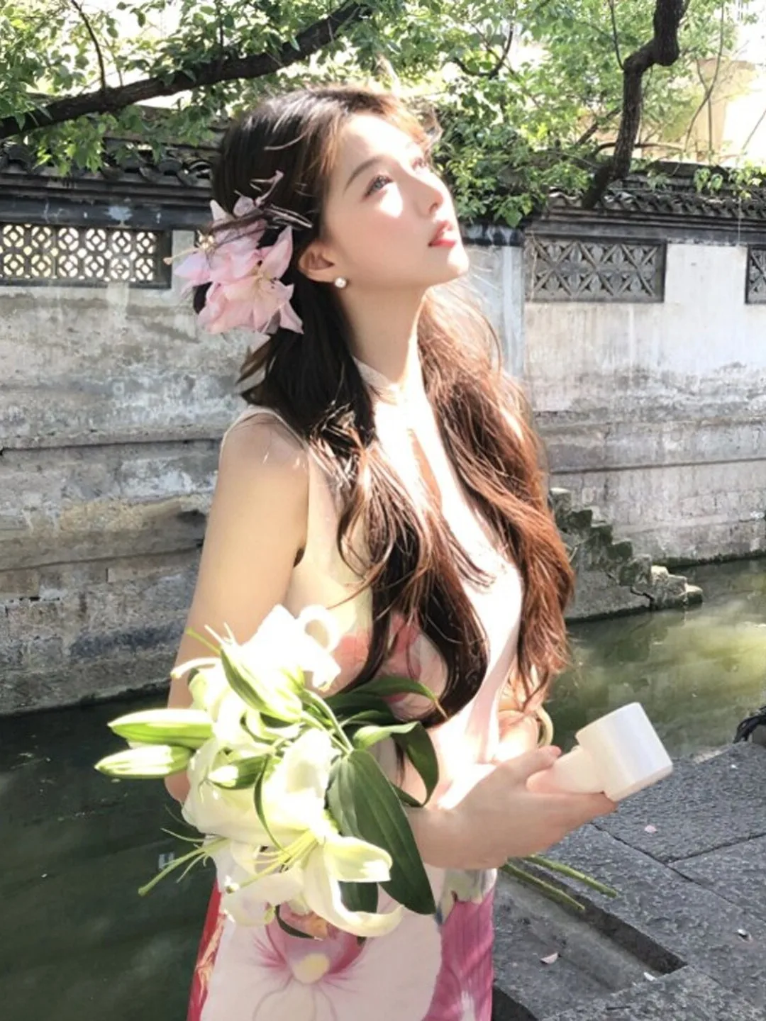 New Chinese Style Gentle Elegant Print Slim Fit Long Qipao Dress Bodycon Skirt Casual Summer Cotton Dress for Women
New Chinese Style Gentle Elegant Print Slim Fit Long Qipao Dress Bodycon Skirt Casual Summer Cotton Dress for Women