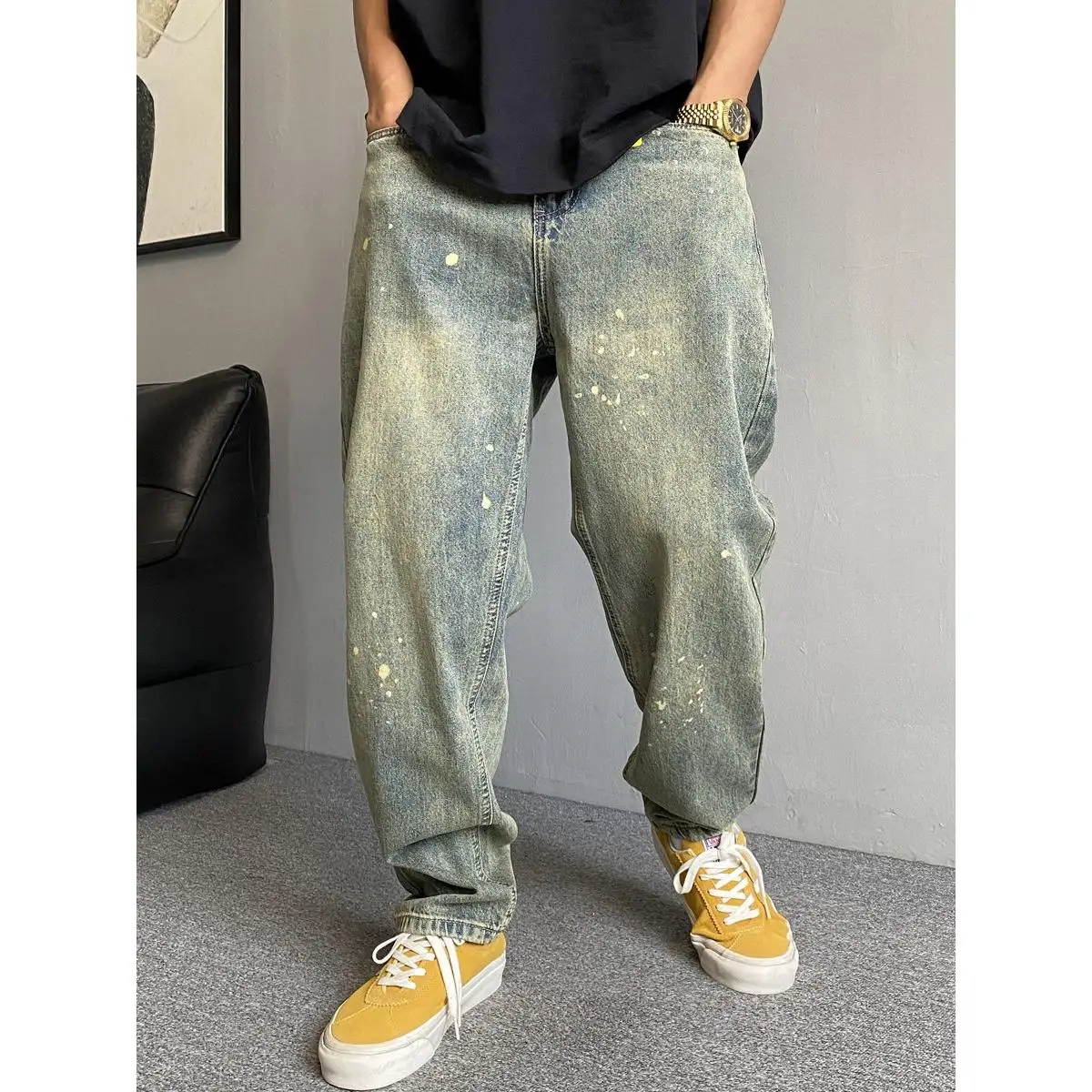 Washed Distressed American Casual Men's Jeans Spring Loose Straight Leg Large Size Versatile Cone Shaped Pants Youth Fashion
Washed Distressed American Casual Men's Jeans Spring Loose Straight Leg Large Size Versatile Cone Shaped Pants Youth Fashion