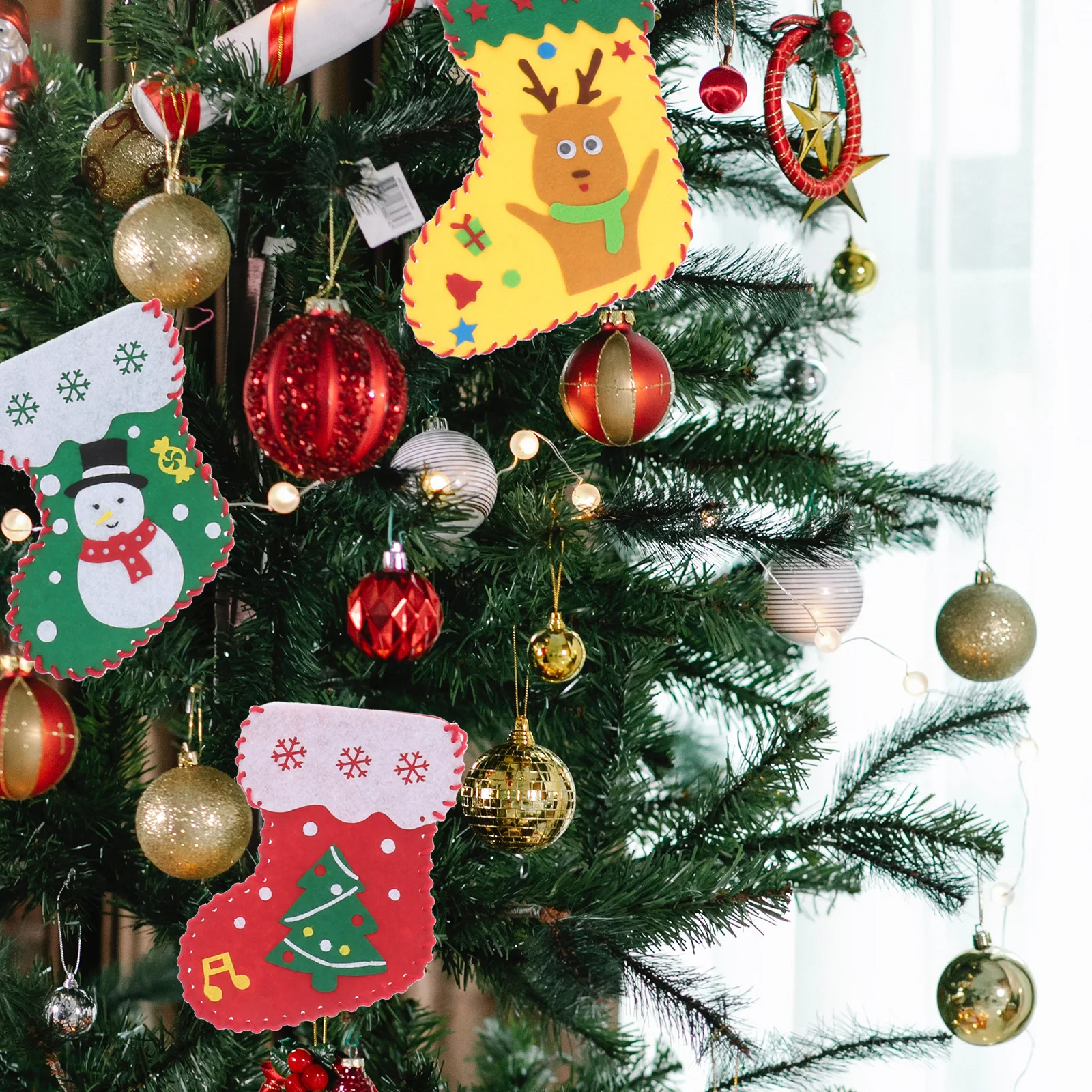 4pcs Christmas Sock Material Bag Handmade Craft Kit For Holiday Decor Diy Party Decoration Supplies Handcraft Making Tool
4pcs Christmas Sock Material Bag Handmade Craft Kit For Holiday Decor Diy Party Decoration Supplies Handcraft Making Tool