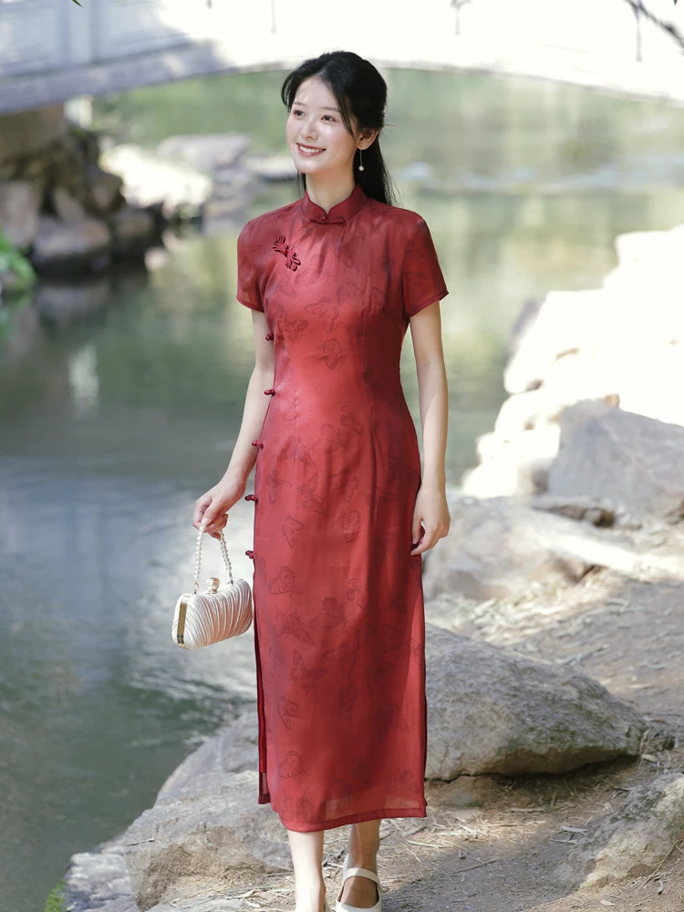 Красное винтажное платье-ципао XIAO BU GE с коротким рукавом, миди, с боковыми пуговицами, приталенное, летнее
Красное винтажное платье-ципао XIAO BU GE с коротким рукавом, миди, с боковыми пуговицами, приталенное, летнее