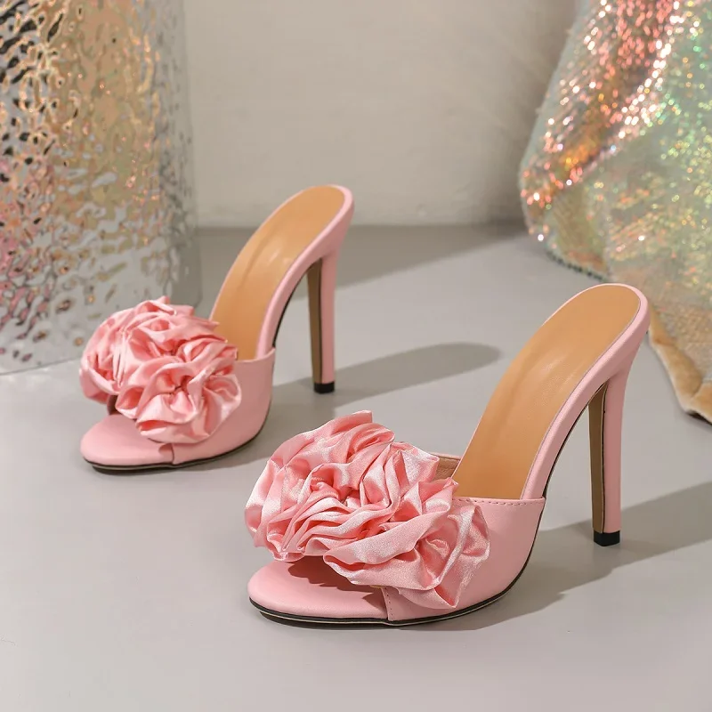 Women's Open Toe Satin Ruffle Flower Decor Slip on Stiletto Heel Mules Elegant Party Evening Bridal Footwear Drop Shipping Fast
Women's Open Toe Satin Ruffle Flower Decor Slip on Stiletto Heel Mules Elegant Party Evening Bridal Footwear Drop Shipping Fast