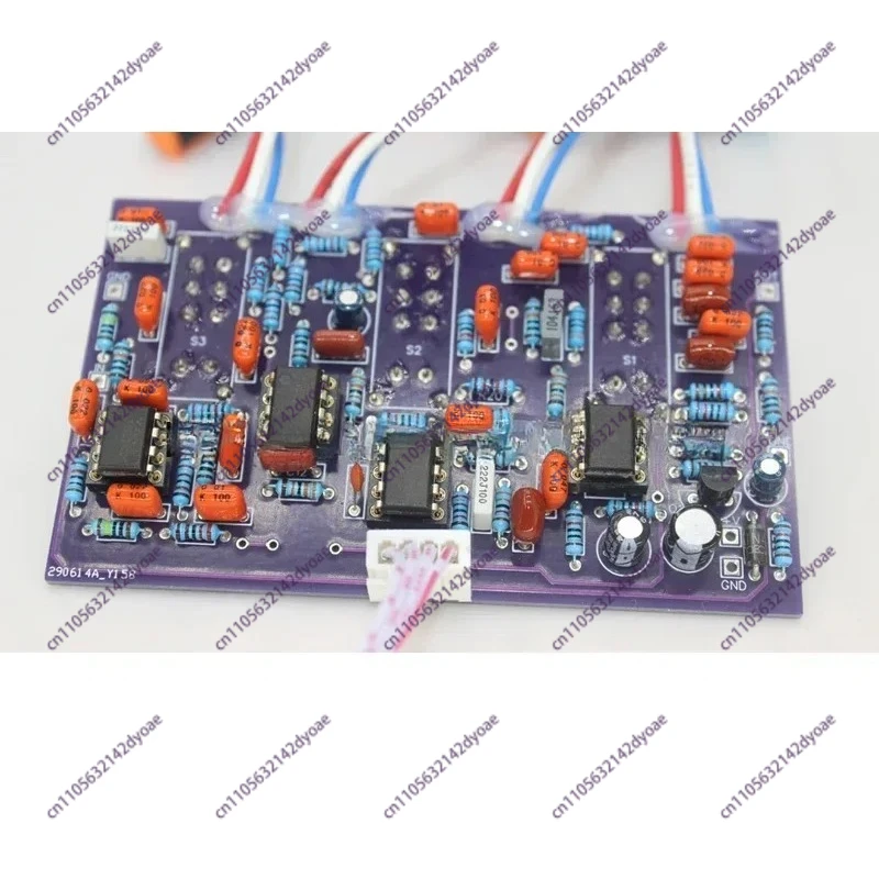 Suitable for GT-2 Replica Electric Guitar Speaker Analog Distortion Single Circuit Board DIY Handmade Effector
Suitable for GT-2 Replica Electric Guitar Speaker Analog Distortion Single Circuit Board DIY Handmade Effector