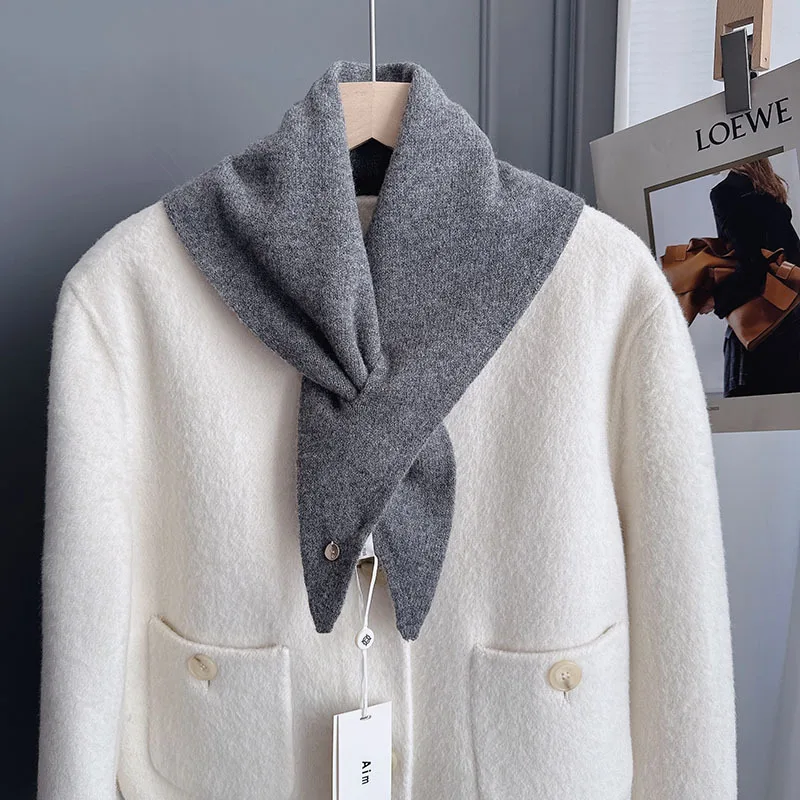 Fashion commuter100%wool-neck scarf women, soft and elegant, double-layer versatile scarf, winter high-e
Fashion commuter100%wool-neck scarf women, soft and elegant, double-layer versatile scarf, winter high-e