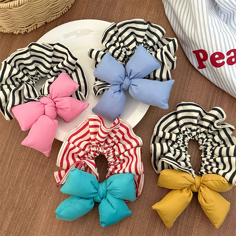 Sweet Cute Hair Ring Colorful Chubby Bow Striped Pleated Large Intestine Hair Tie Fashion Versatile Cute Sleep Hair Accessory
Sweet Cute Hair Ring Colorful Chubby Bow Striped Pleated Large Intestine Hair Tie Fashion Versatile Cute Sleep Hair Accessory