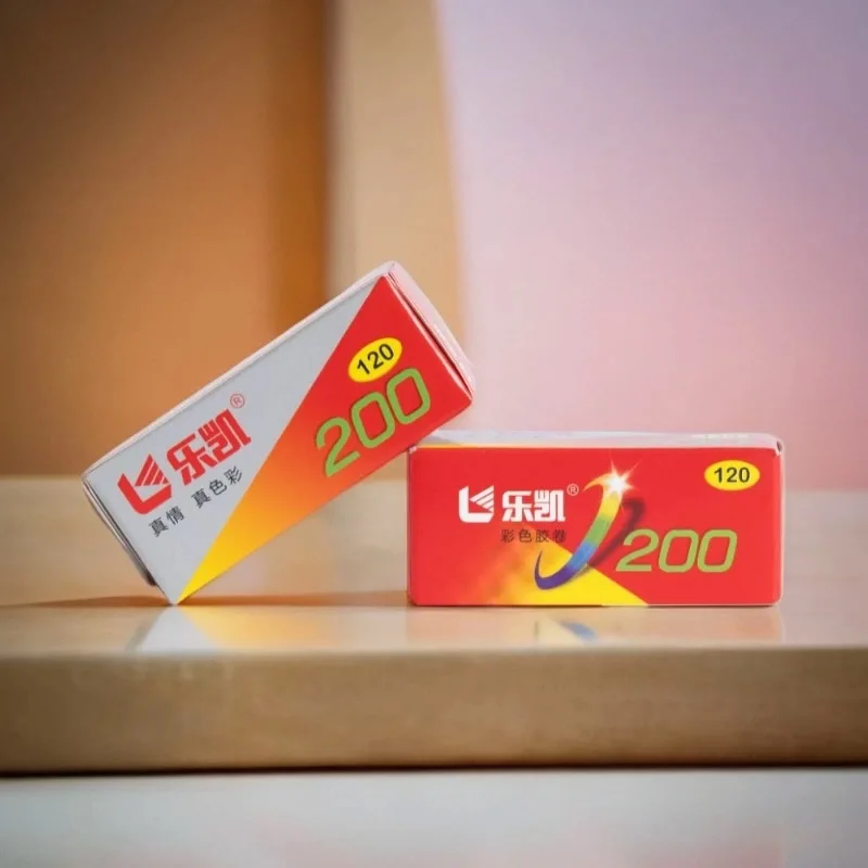 120 Color Film 1-10 Rolls LUCKY 35mm/120mm Color Upgrade LUCKY C200 ISO200/24° Color Film For Kodak Fujifilm 120 Film Camera
120 Color Film 1-10 Rolls LUCKY 35mm/120mm Color Upgrade LUCKY C200 ISO200/24° Color Film For Kodak Fujifilm 120 Film Camera