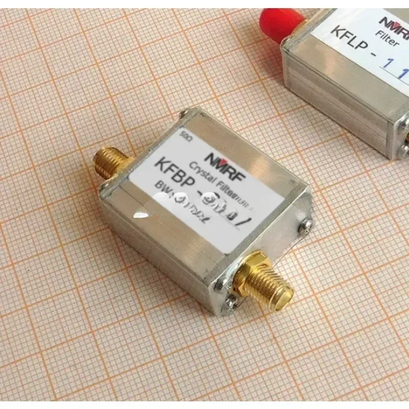 KFBP-21C7 Коаксиальный полосовой кристаллический фильтр 21,7 МГц, интерфейс SMA, модуль датчика фильтра IF
KFBP-21C7 Коаксиальный полосовой кристаллический фильтр 21,7 МГц, интерфейс SMA, модуль датчика фильтра IF