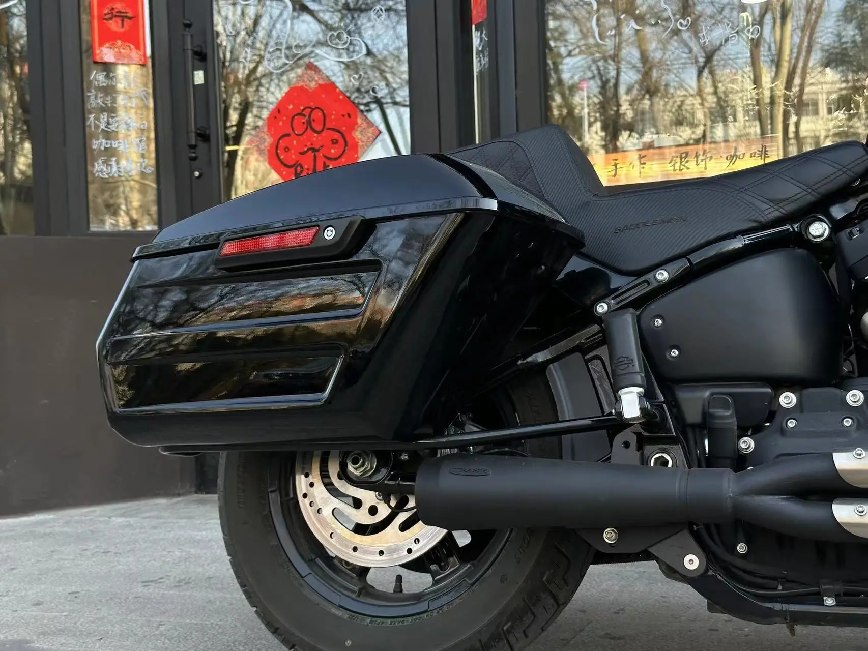 Motorcycle Black Hard Chopped Performance Saddlebag Bags For Harley Touring Road King Road Glide Street Glide 2014-2023
Motorcycle Black Hard Chopped Performance Saddlebag Bags For Harley Touring Road King Road Glide Street Glide 2014-2023