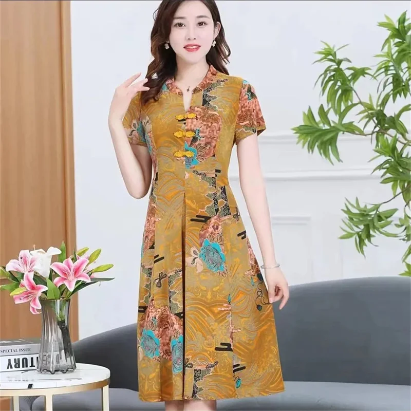 Vintage Mother's Summer Dress 2023 New Mid-length Fashion Covering Belly Dress V-Neck Dress Print Dress Female Elegant Pocket
Vintage Mother's Summer Dress 2023 New Mid-length Fashion Covering Belly Dress V-Neck Dress Print Dress Female Elegant Pocket