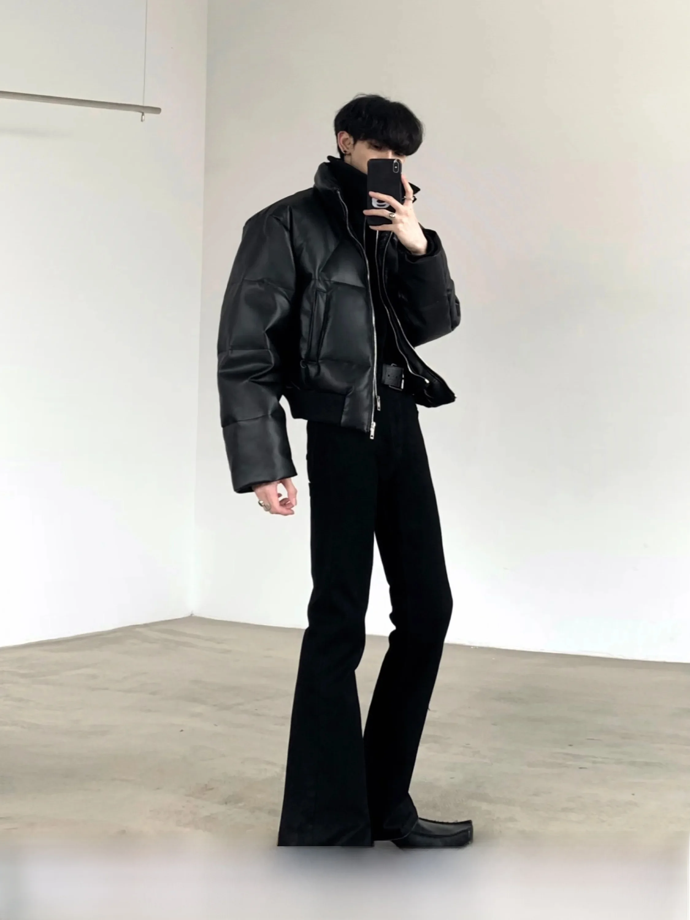 High Waist Black Slim Fit Men's Jeans Cleanfit High Street Style Long Pants Asymmetrical Hemline Youth Casual Wear
High Waist Black Slim Fit Men's Jeans Cleanfit High Street Style Long Pants Asymmetrical Hemline Youth Casual Wear