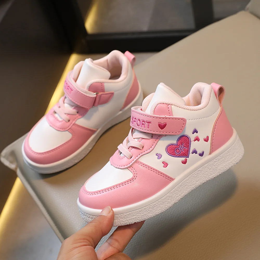 Kids'Casual Shoes Color Blocking Love PU Leather Fashion Spring Sports Shoes For Children Anti-slip Black Pink Shoes Size 22-31
Kids'Casual Shoes Color Blocking Love PU Leather Fashion Spring Sports Shoes For Children Anti-slip Black Pink Shoes Size 22-31