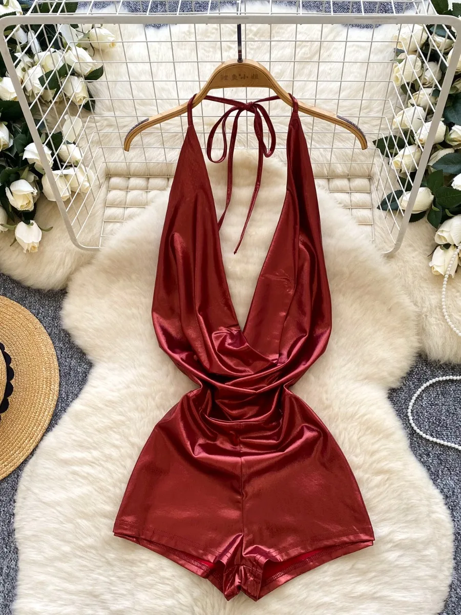 Foamlina Trendy Pure Desire Halter Strap Cowl Neck Metallic Bodysuit European Fashion Women 2025 Summer Sexy Slim Fit Jumpsuit
Foamlina Trendy Pure Desire Halter Strap Cowl Neck Metallic Bodysuit European Fashion Women 2025 Summer Sexy Slim Fit Jumpsuit