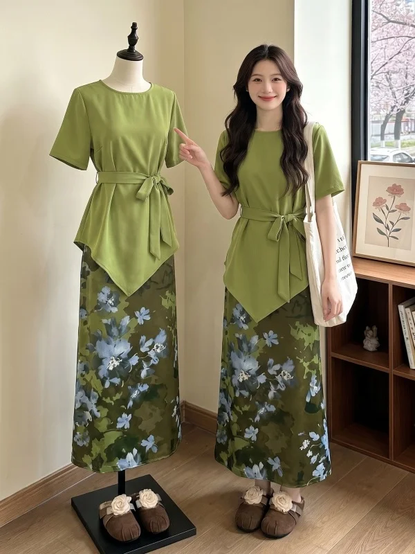 plus Size Floral Print Two-Piece Set Green Summer Fashion Women's Clothing Set Knot round Neck Short Sleeve Casual ...
plus Size Floral Print Two-Piece Set Green Summer Fashion Women's Clothing Set Knot round Neck Short Sleeve Casual ...