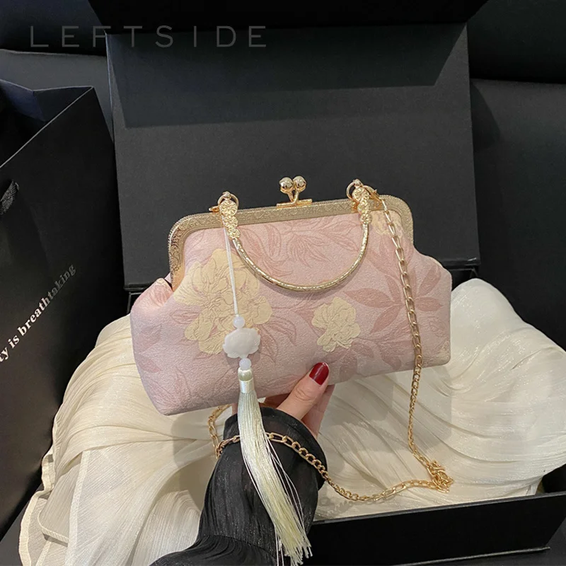 Small Elegant Chinese Style Floral Print Clutch Shoulder Bag with Tassel & Gold Short Handle Women's Evening Crossbody Purse
Small Elegant Chinese Style Floral Print Clutch Shoulder Bag with Tassel & Gold Short Handle Women's Evening Crossbody Purse